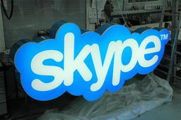 3D světelné logo Skype